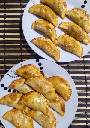 Una foto de Empanadillas de ventresca y empanadillas de carne caseras