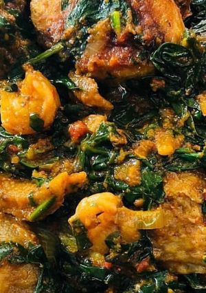 A picture of Chicken and Spinach.