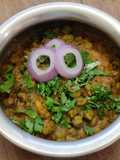 Hara Chana (Choliya) Masala (Fresh Green Chickpea Curry) !!