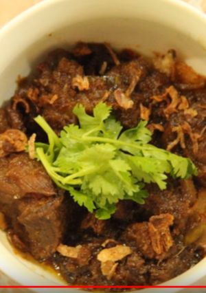 Hình của món Dê Rendang.