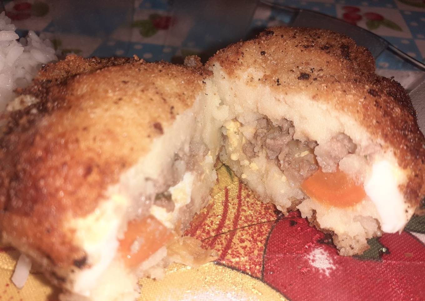 Croquetas de papas. (Relleno de carne molida)