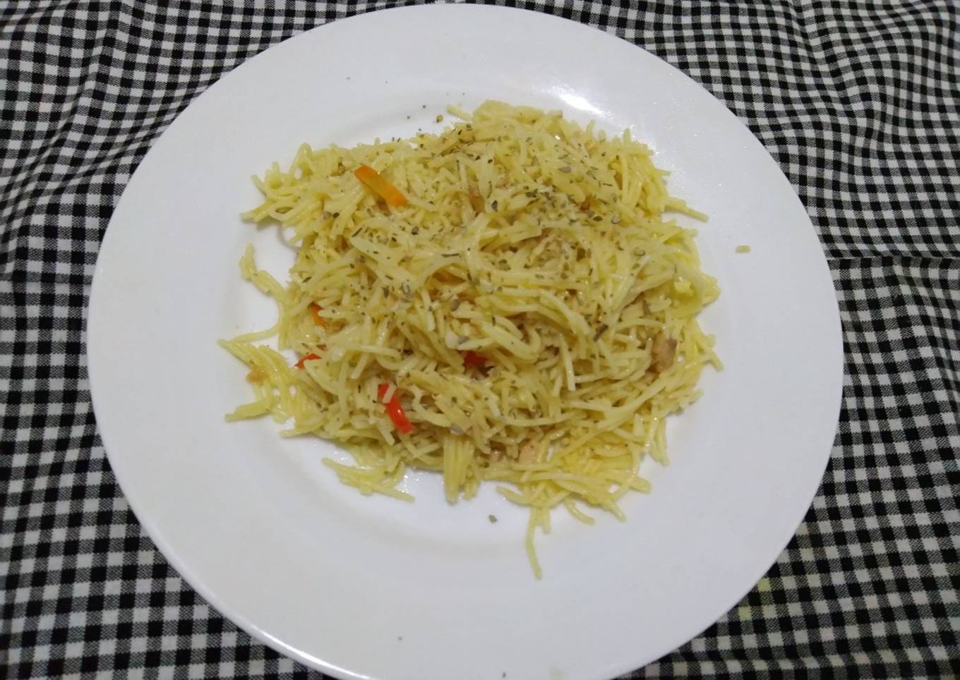 Spaghetti Aglio Olio Tuna