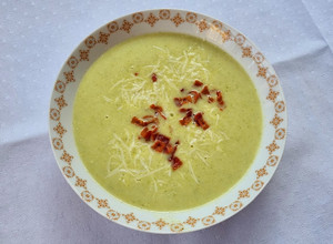 Brokkoli krémleves🥦 recept fotója
