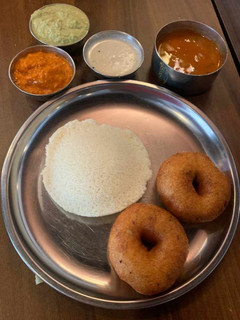 सांबर वडा(samber vada recipe in hindi) रेसिपी मुख्य फोटो