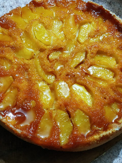 Una foto de Torta de manzana invertida