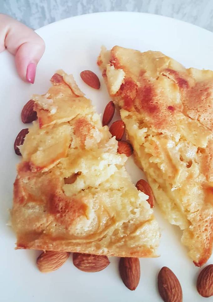 Шарлотка яблочная🍏🍏🍏