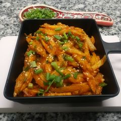 A picture of Chilli potato fries.