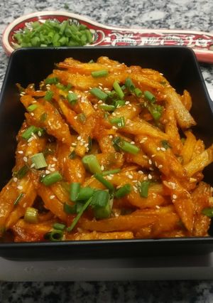 A picture of Chilli potato fries.