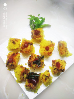 रवा ढोकला (rava dhokla recipe in Hindi) रेसिपी मुख्य फोटो