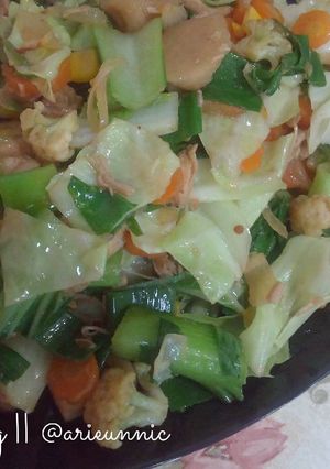 Foto resep Capcay goreng ala saya (intip resep mba andini)