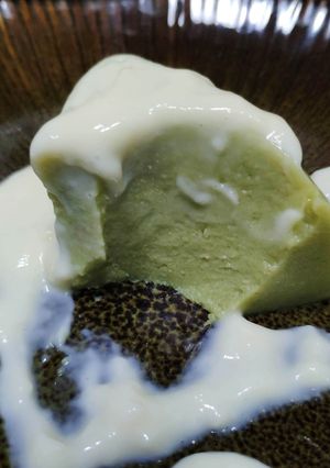 A picture of Matcha Pudding.