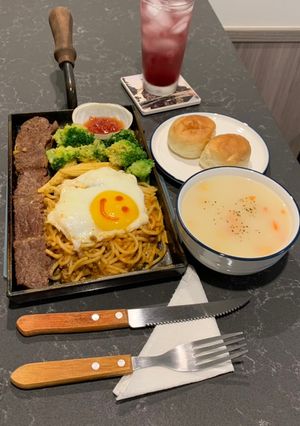 聖誕夜微笑牛扒餐 的食譜成品照片