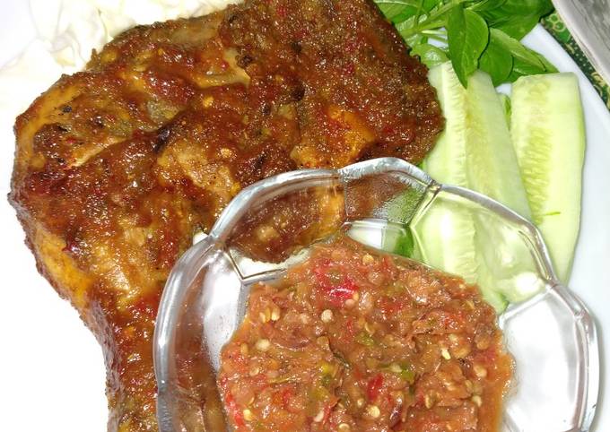 Ayam bakar lezat