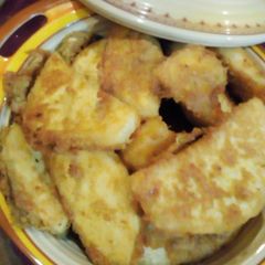 A picture of Fried yam with egg.