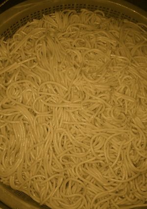 A picture of Boiled white spaghetti.