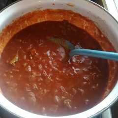 Una foto de Carne de res con chile colorado