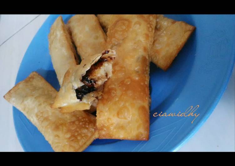 Piscok (Pisang Coklat)