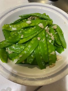 豬油粕炒荷蘭豆 的食譜成品照片