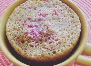 Una foto de Mug cake sin leche