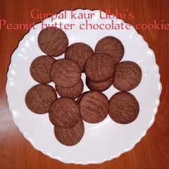 A picture of Peanut butter chocolate cookies 🍪🍫.