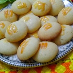 A picture of Nan Khatai.