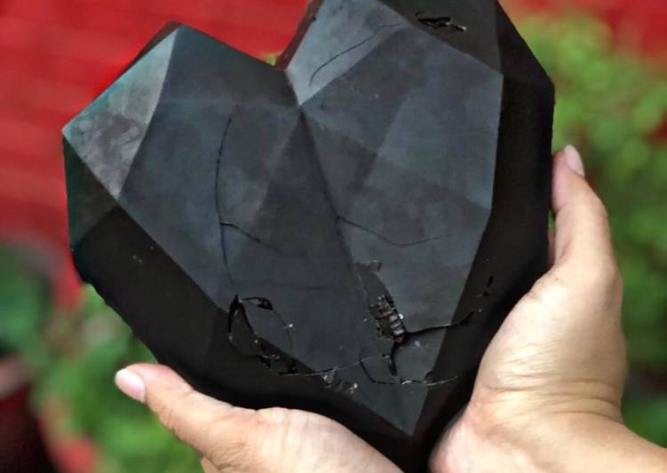 3d Heart Chocolate Cake /Layered Heart chocolate cake 3d Heart Chocolate Cake /Layered Heart chocolate cake