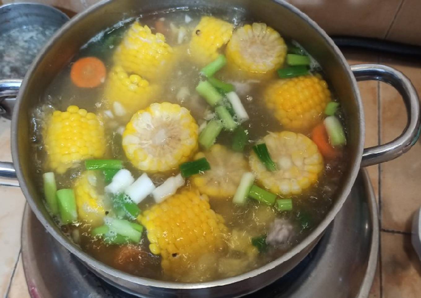 7. Sup Jagung kentang bening