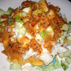 A picture of Tahu telur.