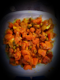 A picture of Healthy carrots peas.
