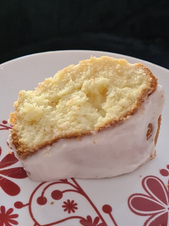 A picture of Lemon Cake 🎂.