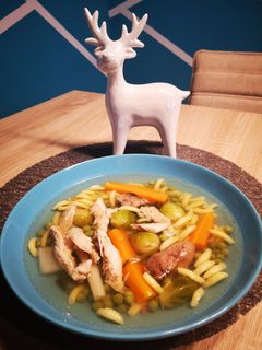 Vasárnapi húsleves gazdagon recept fotója
