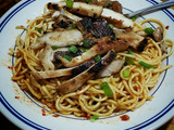 Spicy Garlic Noodle with Grilled Chicken