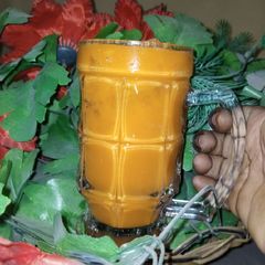 A picture of 🥕 carrot+🥭 mango smoothie.