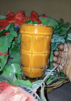 A picture of 🥕 carrot+🥭 mango smoothie.