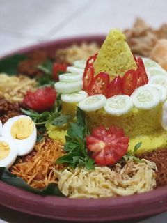 Foto resep 204. Nasi kuning magic com