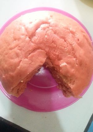 A picture of Steamed cake with strawberry #author's Marathon contest#.