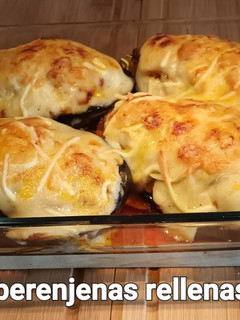 Una foto de Berenjenas rellenas