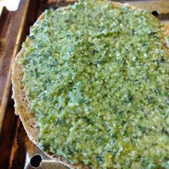A picture of Basil pine nuts pesto.