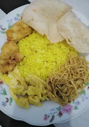 Foto resep Nasi kuning magiccom