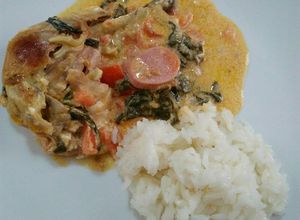 Una foto de Piernitas de pollo en salsa