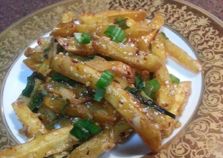 Recipe of Delicious Honey chilli potato
