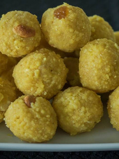பூந்தி லட்டு செய்முறை முக்கிய புகைப்படம்