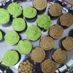 Chocolate mint and mocha cupcakes #weeklyjikonichallenge A picture of Chocolate mint and mocha cupcakes #weeklyjikonichallenge.