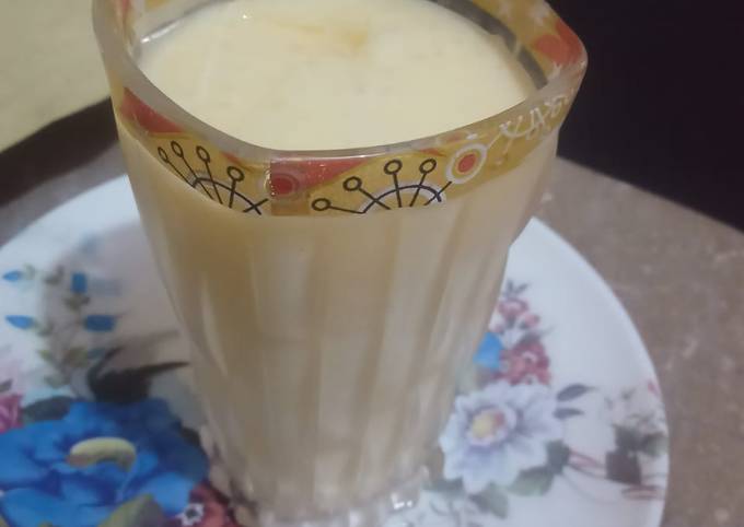 Recipe of Homemade Creamy Mango Smoothie