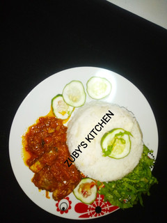 A picture of Rice and stew.