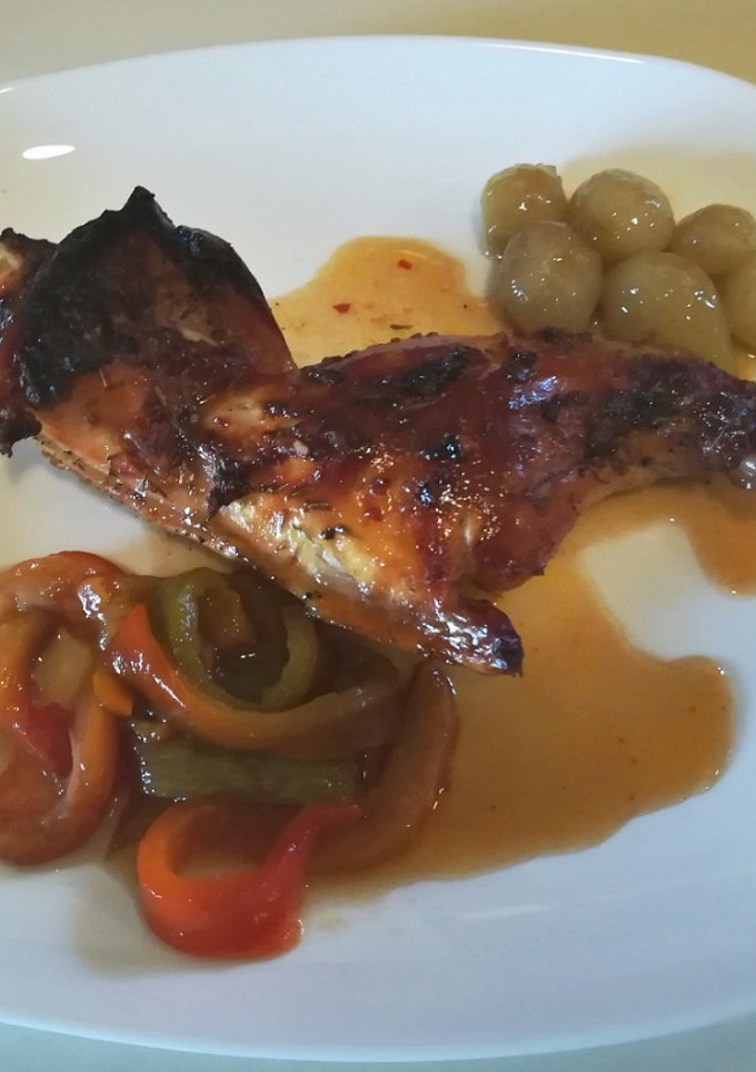 Una foto de Conejo al horno