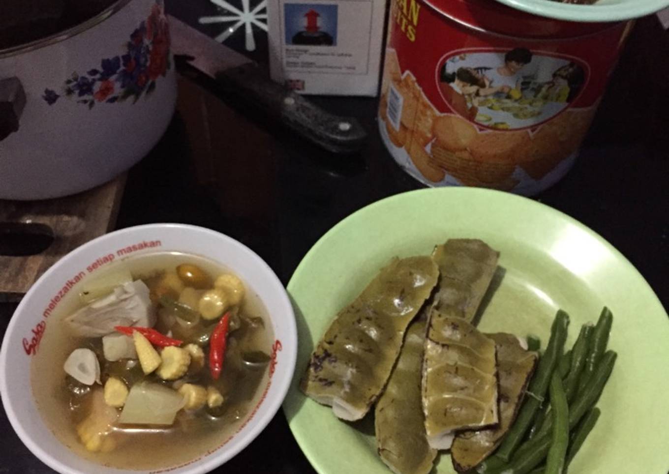 Sayur masam dengan sos bersih