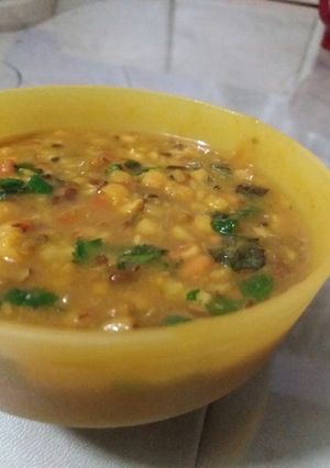 A picture of Lobia tadka daal.