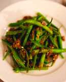 Sesame paste with string beans