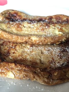 Una foto de Pan francés para el desayuno.